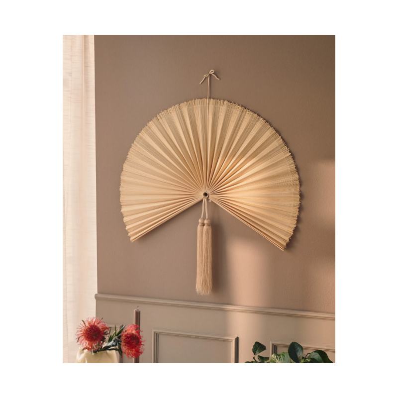 éventail décoratif fait main